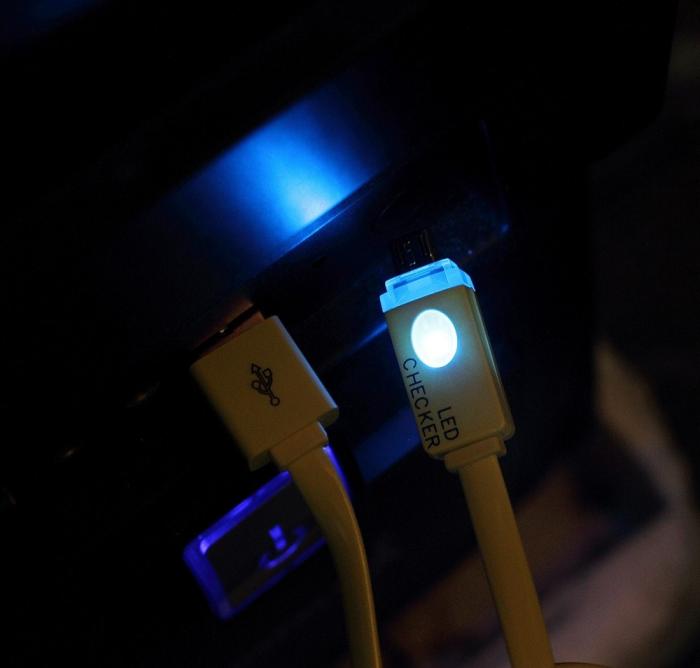 UTGATT5 - MicroUSB-kabel med ledlampa (Gul)