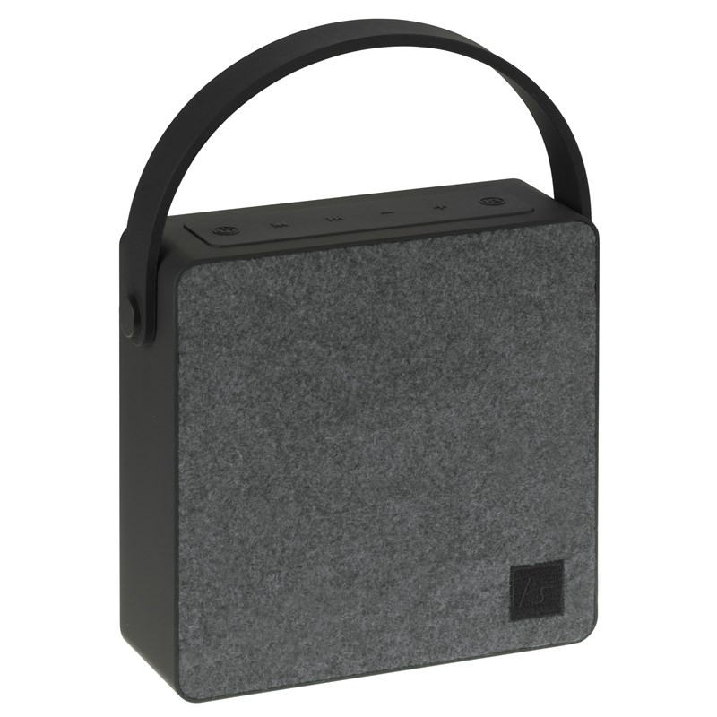 Vad är skillnaderna mellan HKTS 30 jämfört med HKTS 65 förutom trådlös subwoofer? Asked by: EmilH4nsson Huvudskillnaden är att de two woofers i varje satellit är av en annan typ i HKTS 65 systemet.
