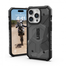 UAG - UAG iPhone 15 Pro Mobilskal Magsafe Pathfinder SE - Geo Camo