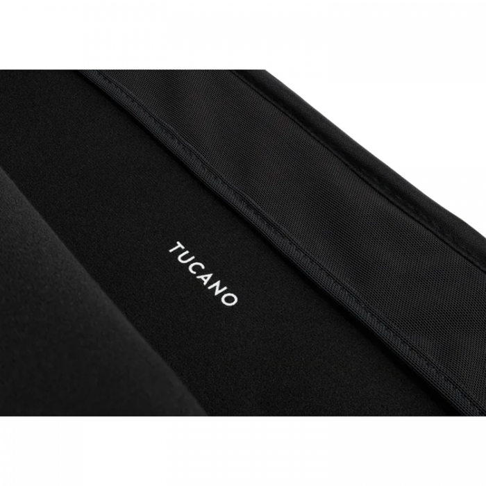 UTGATT1 - Tucano MacBook Pro 14 2021 Datorfodral Velluto - Svart