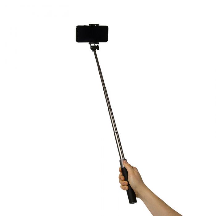 UTGATT5 - Celly Selfie Stick W/ Bt Key Black