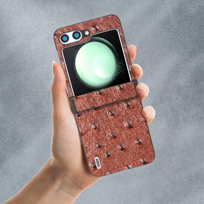 ABEEL - ABEEL Samsung Galaxy Z Flip5 Skal Ostrich Textur Kaffe