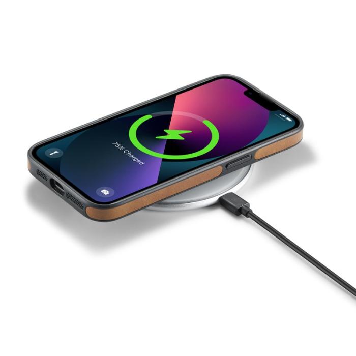 DG.MING - DG.MING iPhone 13 Skal Läderbeläggning Trådlös Laddning Brun