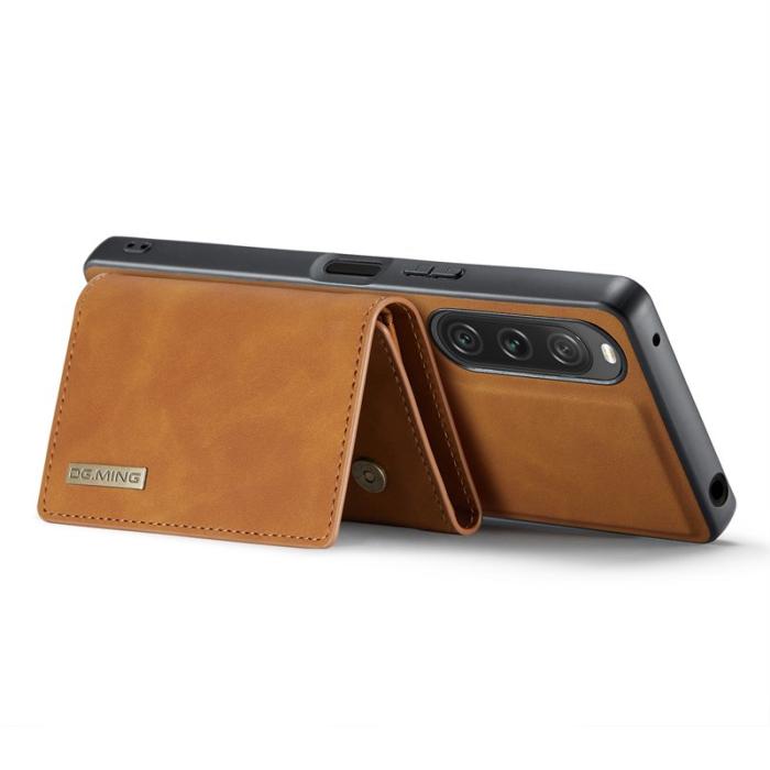 DG.MING - DG.MING M1 Series Kickstand Skal för Sony Xperia 10 V - Brun