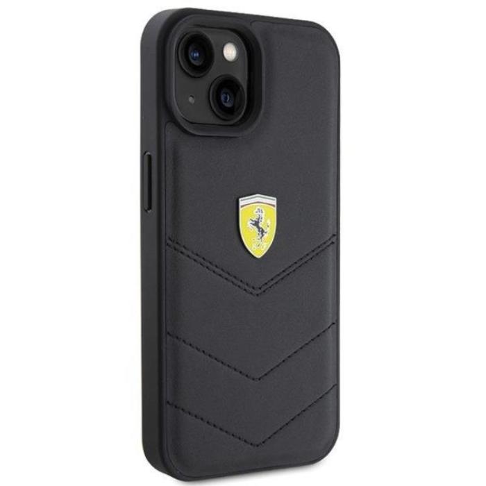 Ferrari - Ferrari iPhone 15 Mobilskal Quilted Metal Logo - Svart