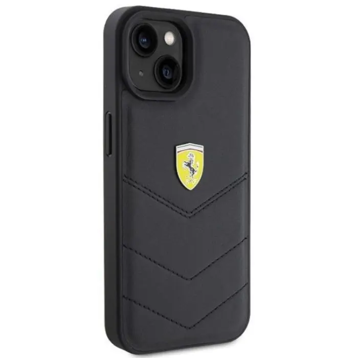 Ferrari - Ferrari iPhone 15 Mobilskal Quilted Metal Logo - Svart