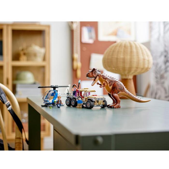 UTGATT5 - LEGO Jurassic World - Dinosauriejakt med Carnotau.