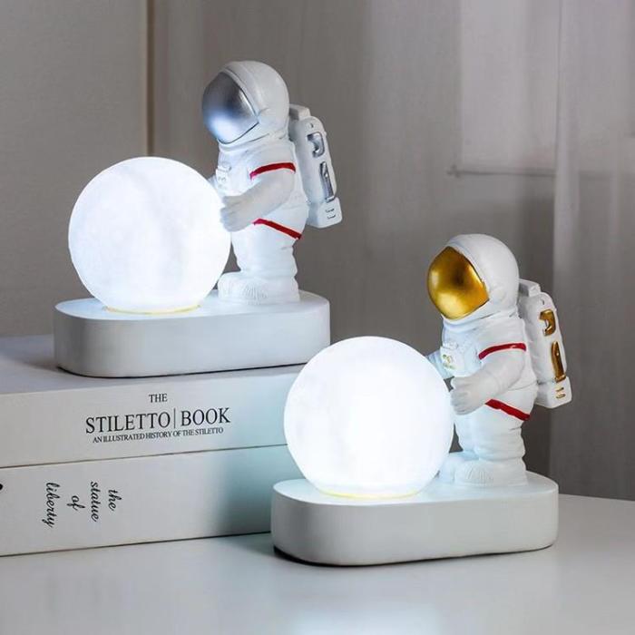 OEM - Moon Bordslampa ASTRONAUT standing Art Deco (model 2) AMTL