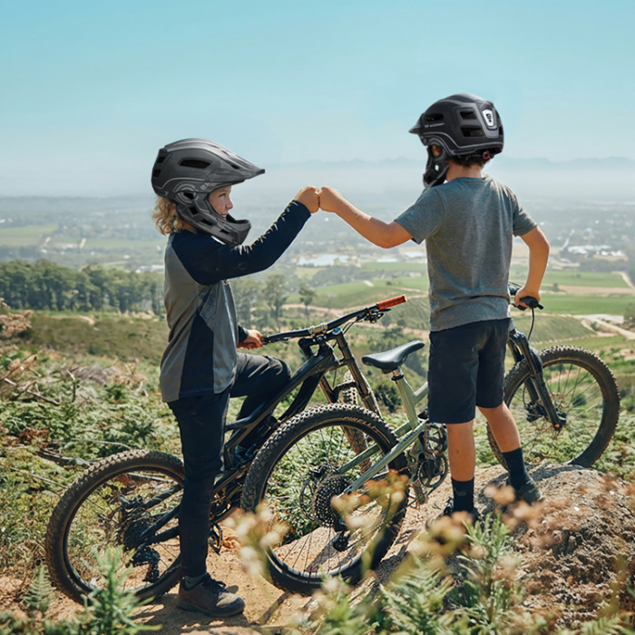 Wozinsky - Wozinsky Barnhjälm med Integralfunktion och USB-Bakljus S - Grå