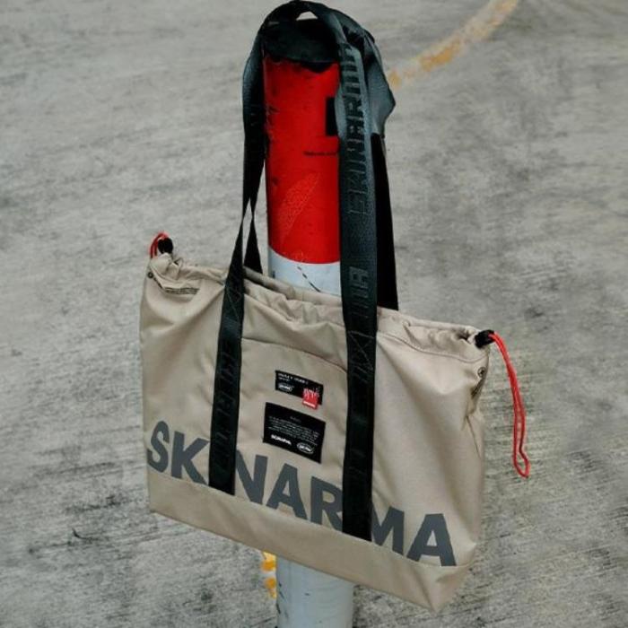 Skinarma - Skinarma Väska Fardel - Ivory