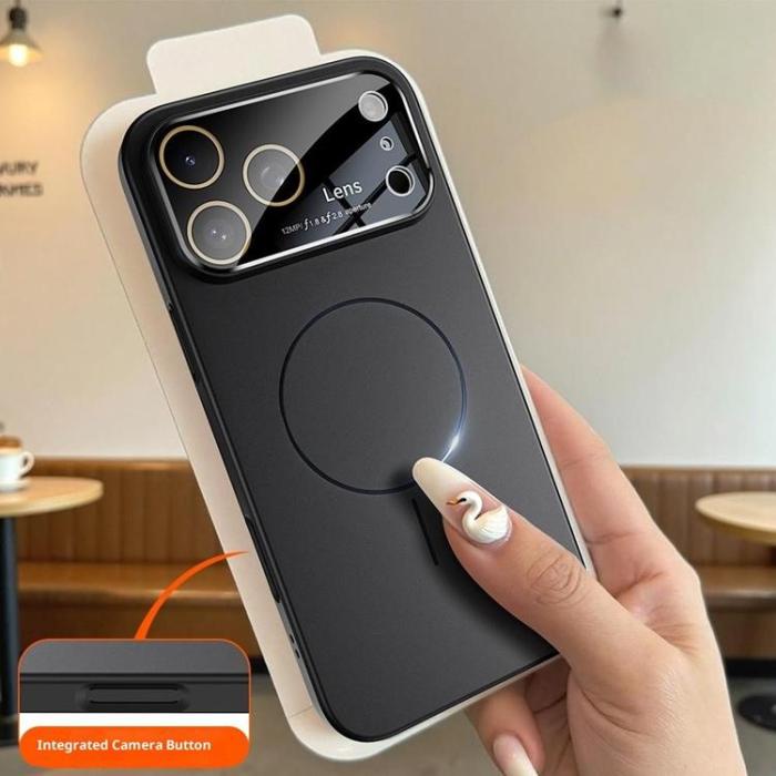 A-One Brand - iPhone 17 Pro Max Mobilskal MagSafe Skin Touch - Svart