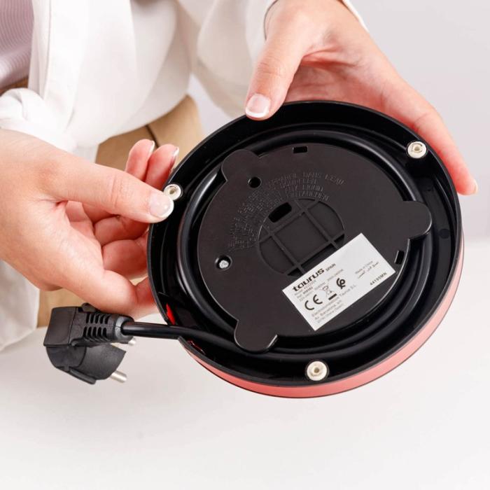 Taurus - TAURUS Vattenkokare Kettle 2200W Vintage Röd 1L