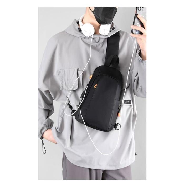 A-One Brand - CrossBody Väska USB Port - Svart
