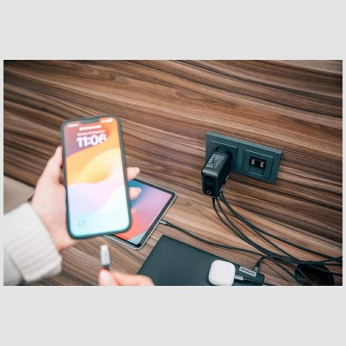 Verbatim - Verbatim Snabbladdare 140W 3xUSB-C 1xUSB-A GaN Mini EU/UK/USA - Svart