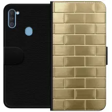 Gustaf - Pl&aring;nboksfodral till Samsung Galaxy A11 med Gyllene Murstenar