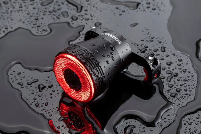 Rockbros - Rockbros Q5 bakre Cykelljus med intelligent stoppsystem - Svart