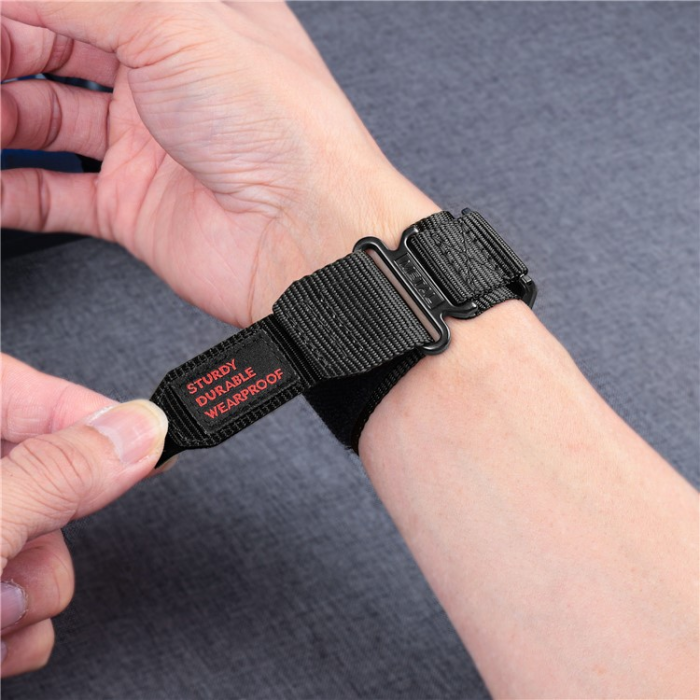 A-One Brand - Whoop 4.0 Armband Stylish Nylon - Svart