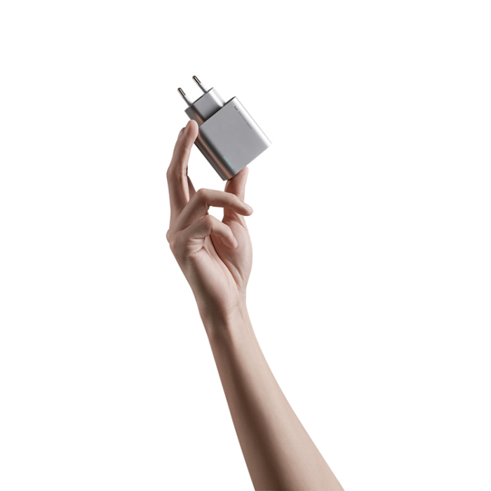 Cuktech - Cuktech Snabbladdare 65W 2xUSB-C 1xUSB-A GaN - Grå