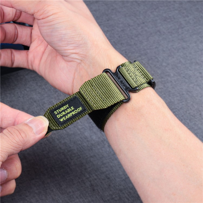 A-One Brand - Whoop 4.0 Armband Stylish Nylon - Grön