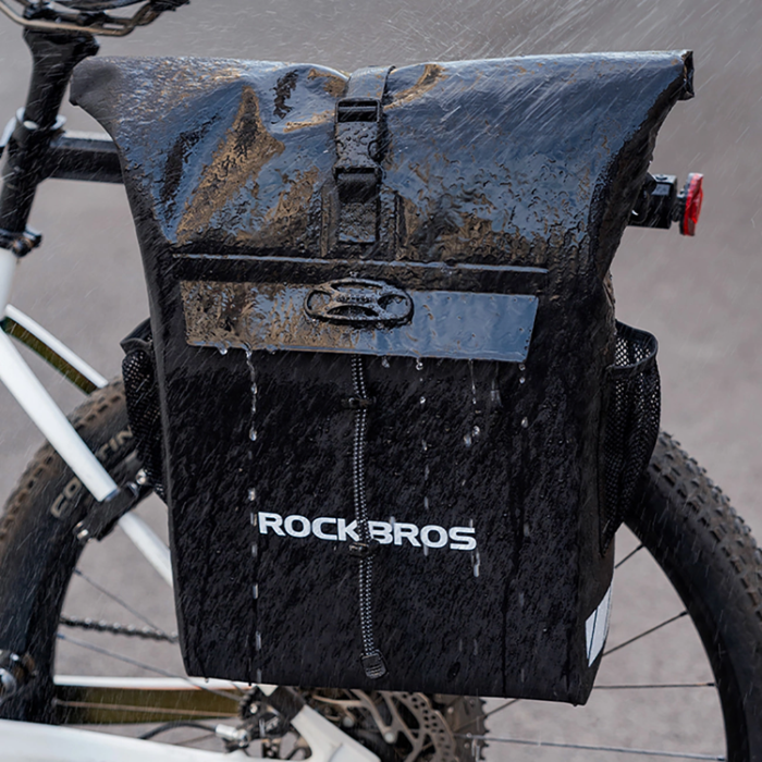 Rockbros - Rockbros Cykelväska Vattentät, med Hjälmfäste 18L - Svart