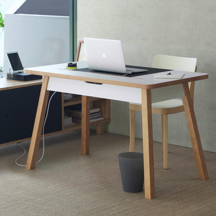 UTGATT5 - Bluelounge StudioDesk II - 120 cm - Skrivbord / databord med sladdförvaring