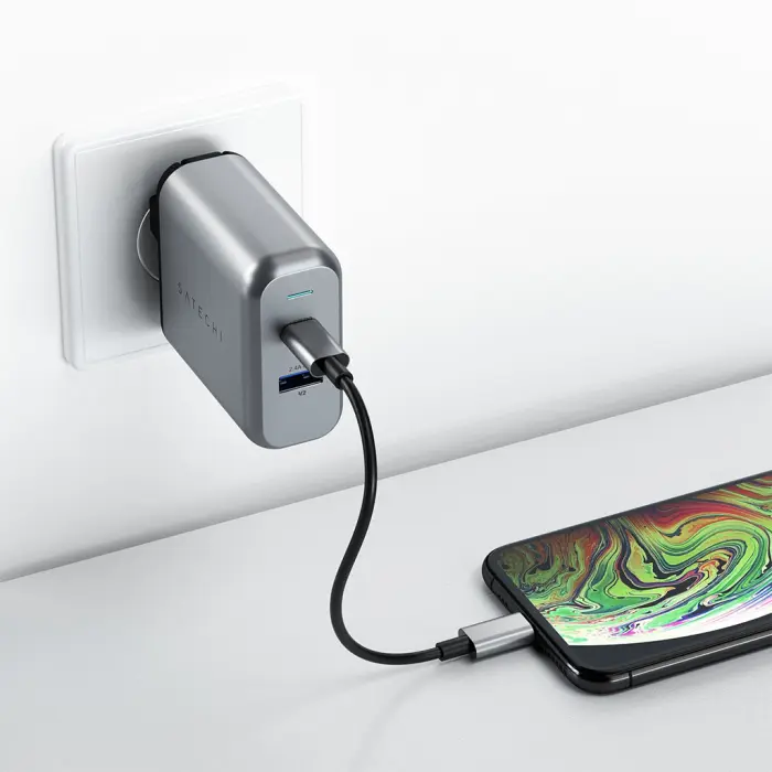 Satechi - Satechi 30W väggladdare med USB-C och USB-A uttag