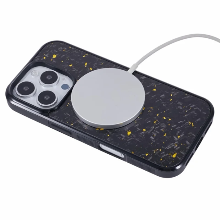 A-One Brand - iPhone 16 Pro Max Mobilskal Aramid Fiber Forged - Guld