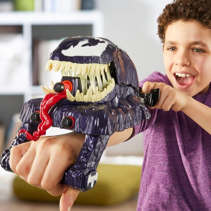 MARVEL - MARVEL Spider-Man Venomversus Venom Strike Blaster