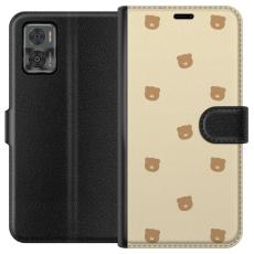 iSecrets - Pl&aring;nboksfodral till Motorola Moto E22i med Bj&ouml;rnm&ouml;nster