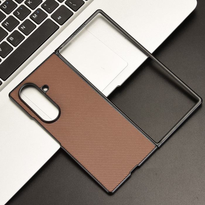 A-One Brand - Galaxy Z Fold7 Mobilskal Shockproof Carbon Fiber - Brun