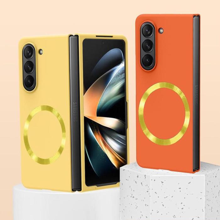 OEM - Galaxy Z Fold 5 Mobilskal Magsafe Skin-touch PC Slim - Orange