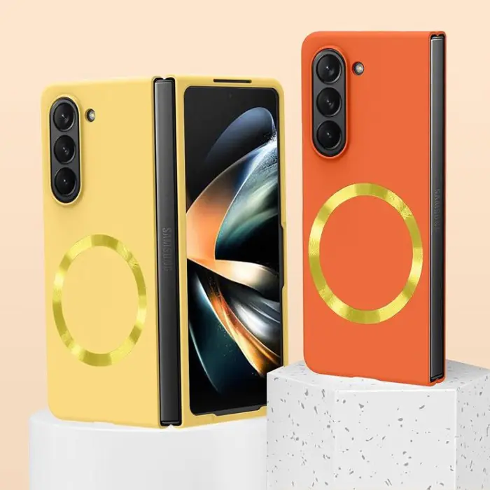 OEM - Galaxy Z Fold 5 Mobilskal Magsafe Skin-touch PC Slim - Orange