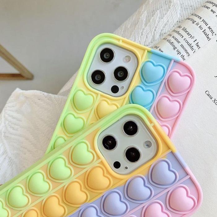 UTGATT1 - Hjärta Pop it Fidget Multicolor Skal till iPhone 7/8/SE 2020