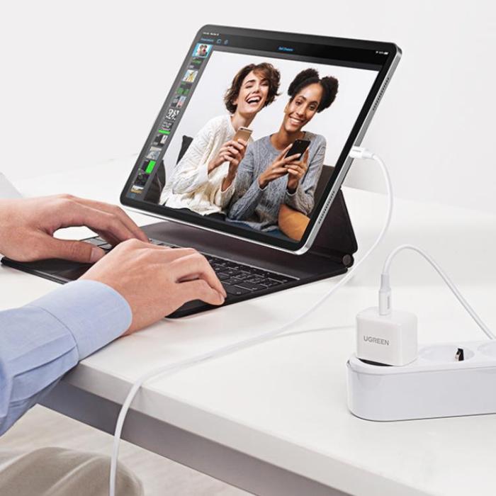 UTGATT1 - Ugreen PD Small Väggladdare USB-C 20W - Vit