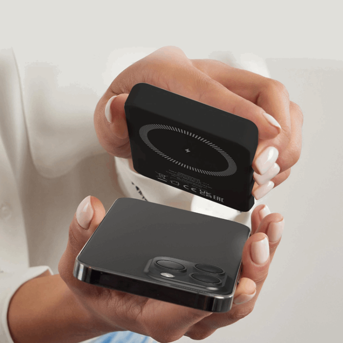 SBS - SBS MagSafe Trådlös Power Bank 5000 mAh USB-C - Svart