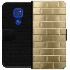 iSecrets - Pl&aring;nboksfodral till Motorola Moto G9 Play med Gyllene Murstenar