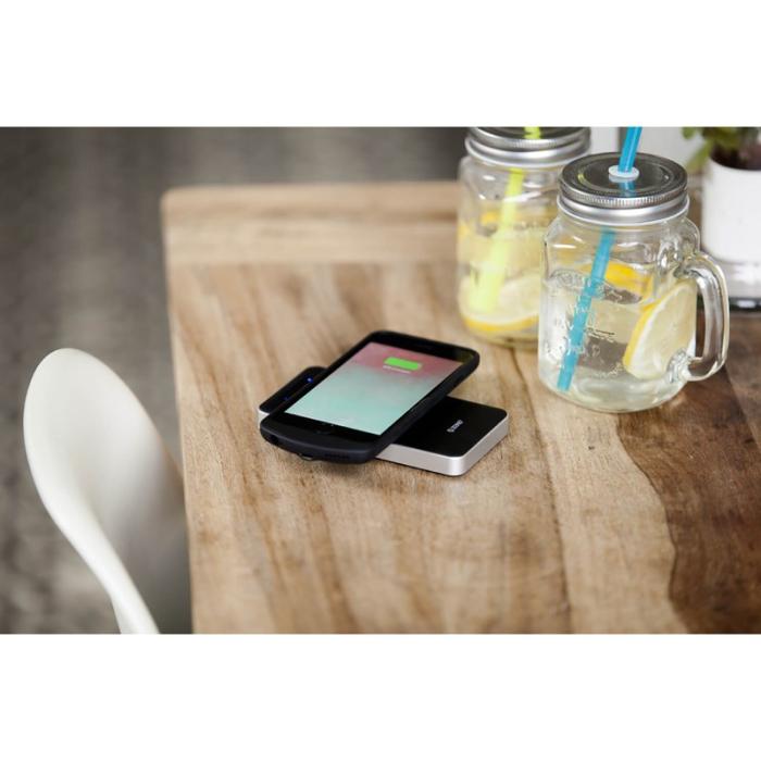 UTGATT4 - ZENS Powerbank QI Trådlös USB-sladd 4500mAh Inbyggt batteri - Svart