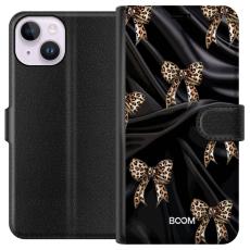 Gustaf - Pl&aring;nboksfodral till Apple iPhone 14 med Leopard Bow