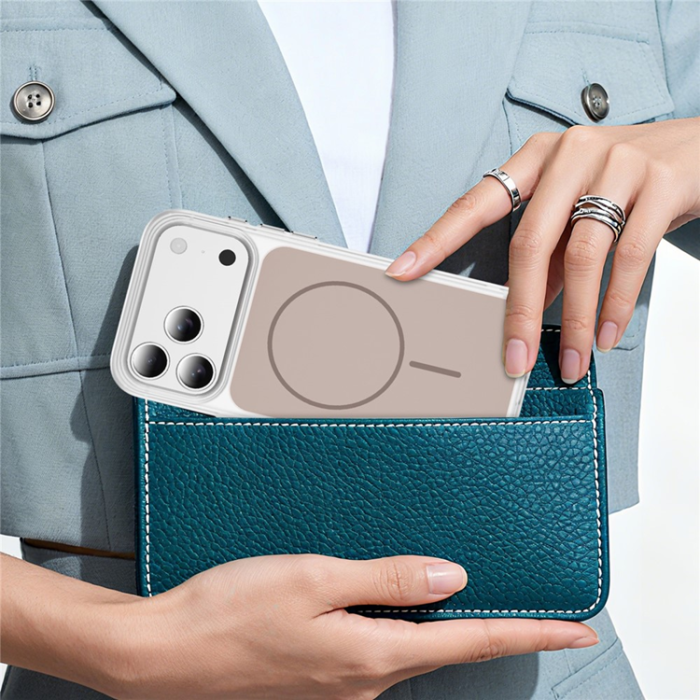 A-One Brand - iPhone 17 Pro Max Mobilskal MagSafe Skin Touch TPU PC - Guld