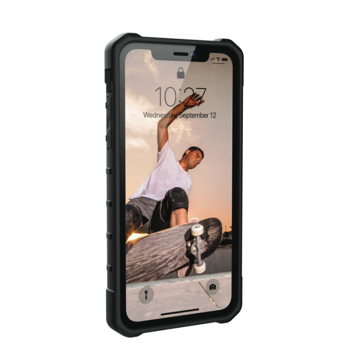 UTGATT5 - UAG Pathfinder Cover till iPhone XR - Midnight Camo