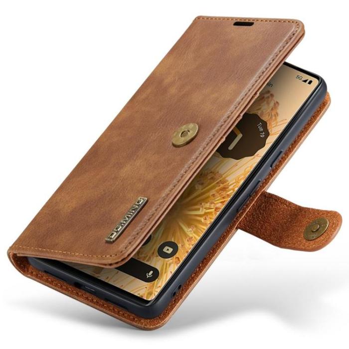 DG.MING - DG.MING Google Pixel 7 Pro Plånboksfodral Detachable 2in1 Äkta läder - Brun