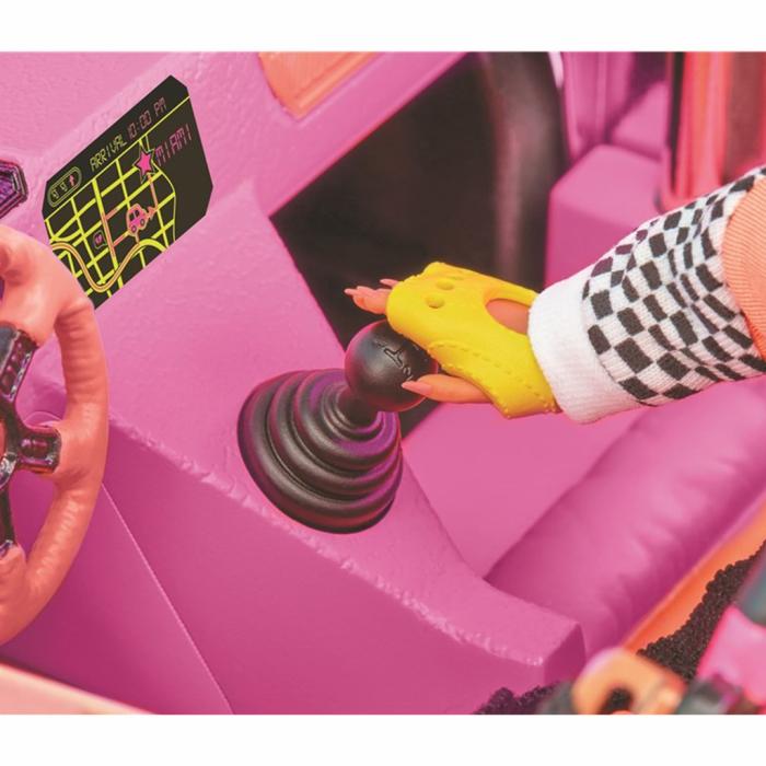 UTGATT5 - LOL Surprise Car- Pool Coupe