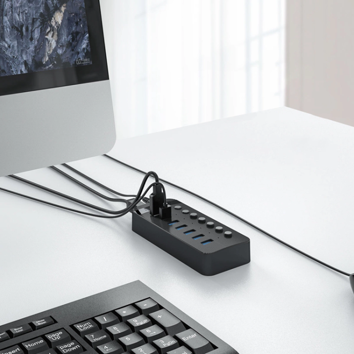 ORICO - Orico Hubb 10xUSB-A 3.0 med Strömbrytare - Svart