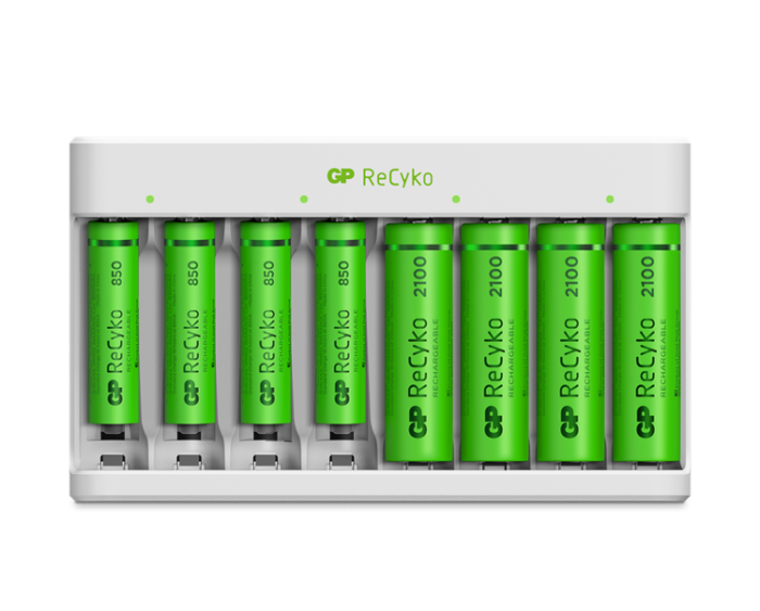UTGATT1 - GP ReCyko Econ Laddare W/4xAA + 4xAAA (PB)