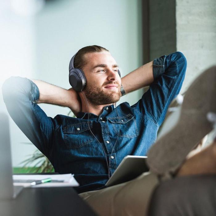 Philips - Philips Hörlurar med sladd Over-ear Svart