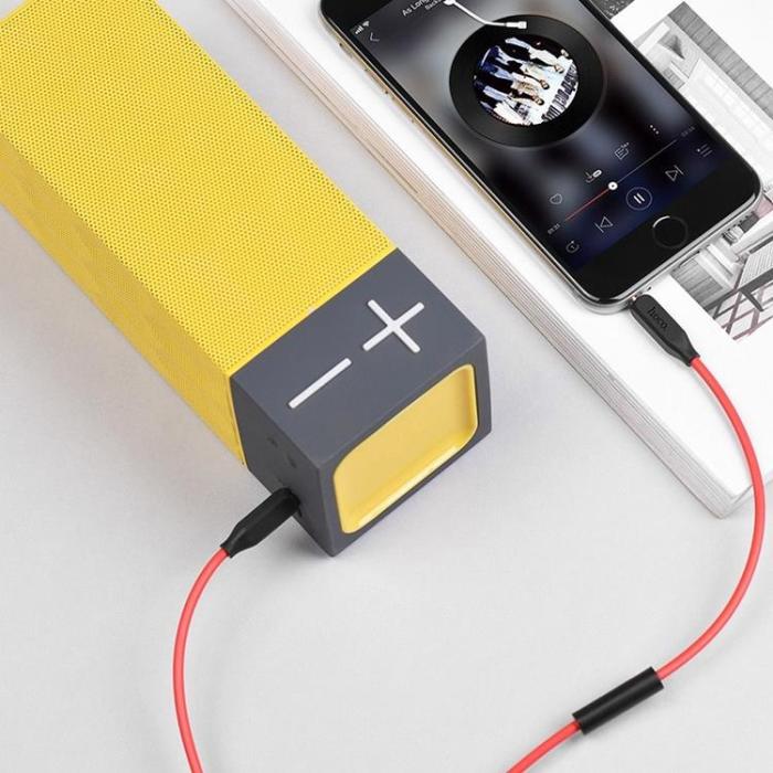 UTGATT1 - Hoco AUX Uttag 3.5 mm Ljud Kabel 1m - Röd