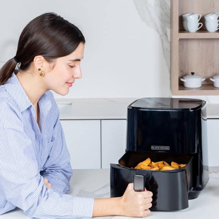 BLACK+DECK - BLACK+DECK Air Fryer Svart 5L 1450W