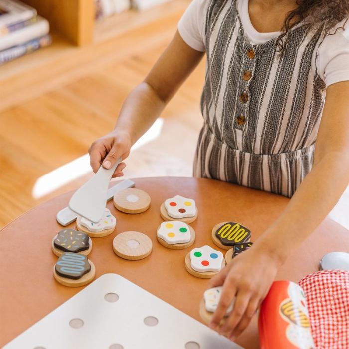 MND - MND Träleksak Wooden Food Playset Slice and Bake Cookies