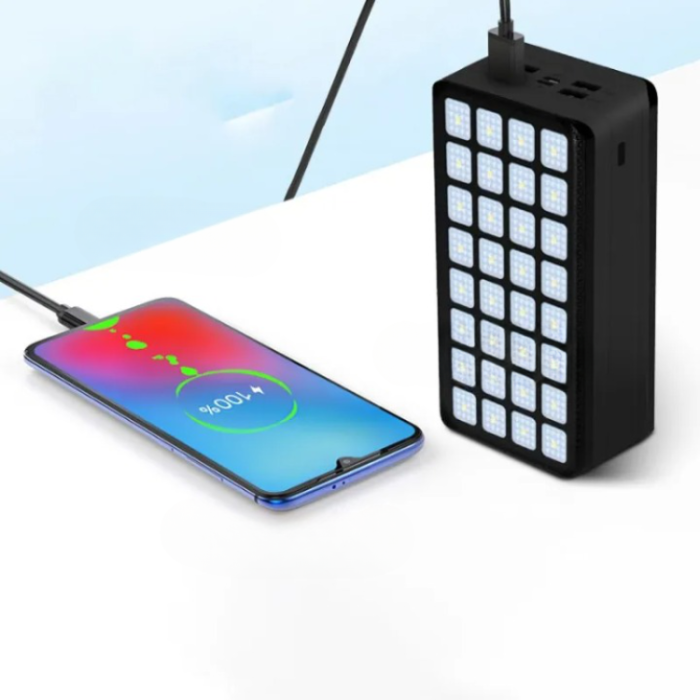 A-One Brand - Powerbank 50000mAH med 32-LED Camping Light - Svart