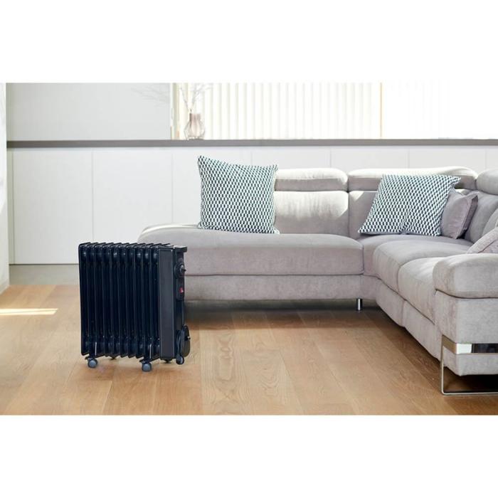 BLACK+DECK - BLACK+DECK Oljefyllt element 2000W Svart